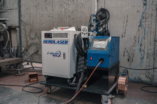 Saldatrice laser